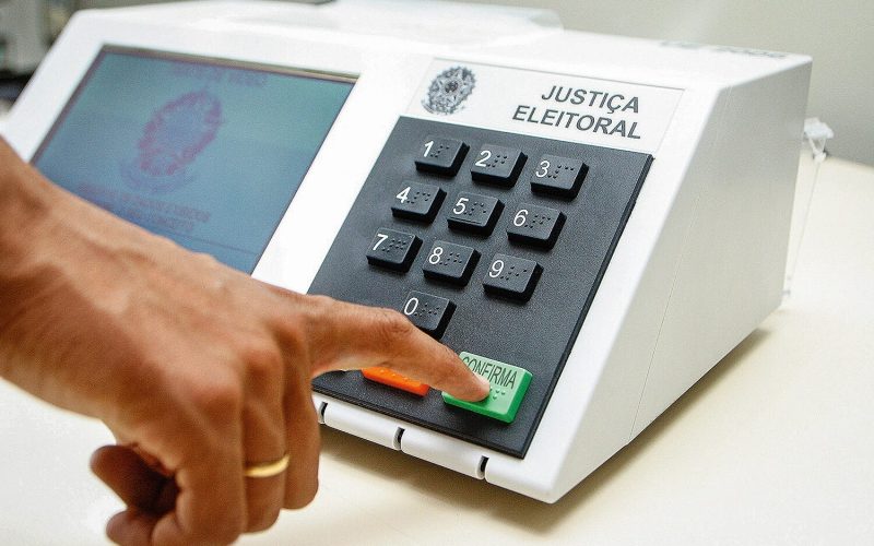 Lula Sanciona LDO com Recorde de R$4,9 Bilhões para Financiamento Eleitoral em 2024