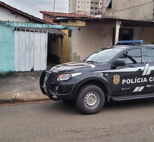 Desvendando a Trama: Operação Apito Final