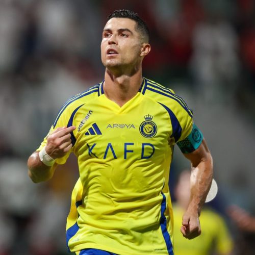Cristiano Ronaldo alcança status histórico ao se tornar o primeiro jogador de futebol bilionário; veja os números impressionantes