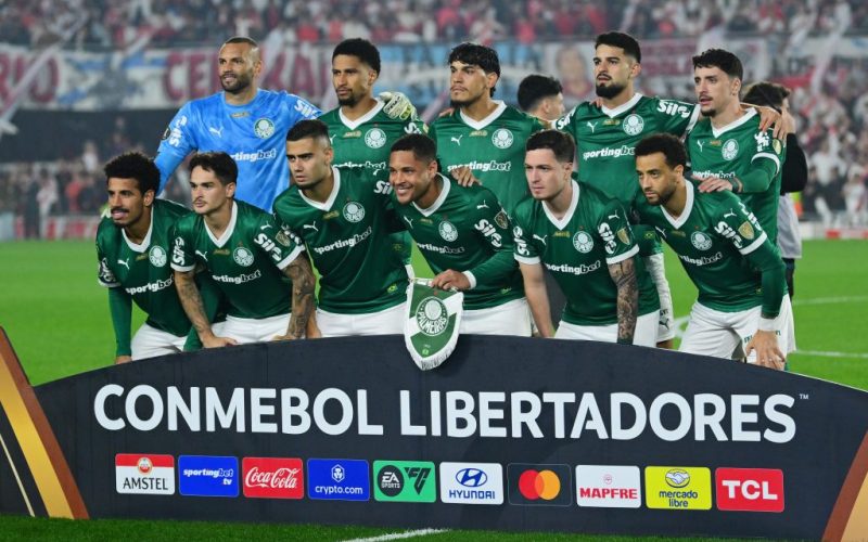 Palmeiras fecha parceria com nova empresa apoiadora.