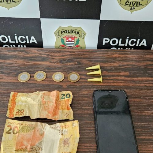 Polícia prende suspeito por envolvimento com o tráfico de substâncias ilícitas