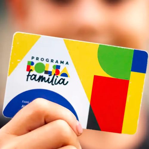 Beneficiários do Bolsa Família recebem pagamento nesta quarta-feira; confira os contemplados.