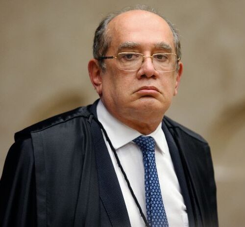 Gilmar Mendes estabelece competência exclusiva da PGR para solicitar impeachment de ministros do STF.