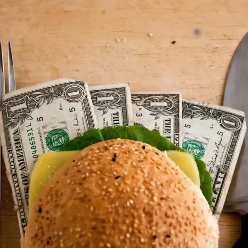 O Big Mac: Não Apenas um Lanche, Mas Um Termômetro da Economia Global
