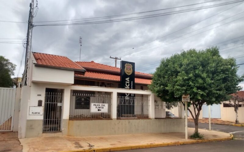 Indivíduo é detido em flagrante após intimidar testemunha com ferramenta agrícola em Bariri