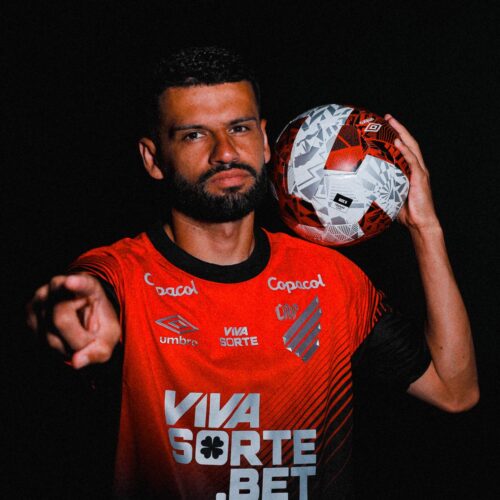 Athletico garante a volta de craque campeão para o elenco
