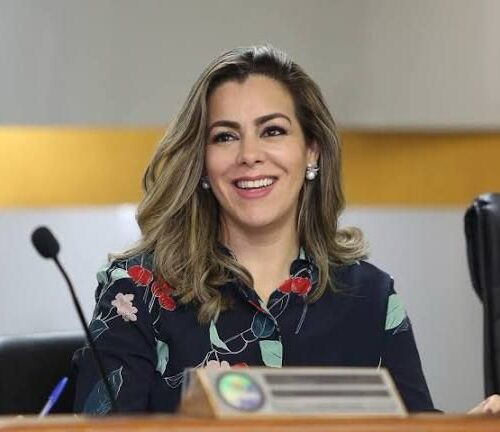 Cinthia Ribeiro costura aliança e planeja futuro do Tocantins para 2026