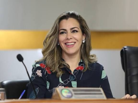 Cinthia Ribeiro costura aliança e planeja futuro do Tocantins para 2026