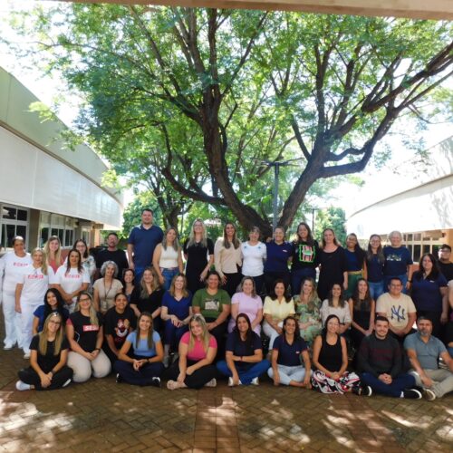 Sesi inicia novo ano escolar com acolhimento, propostas inovadoras e ênfase no crescimento completo dos alunos.