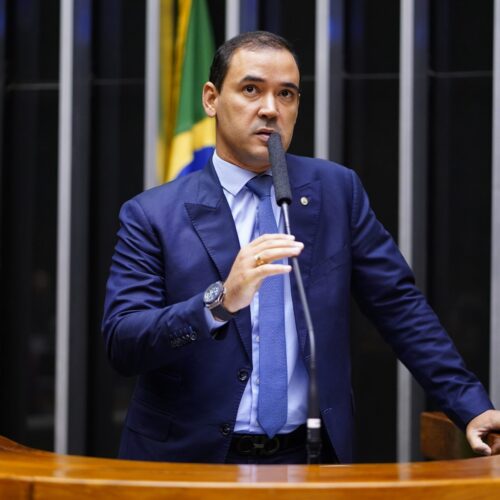 Projeto idealizado por Vicentinho Júnior valoriza lideranças locais e estabelece registro nacional.