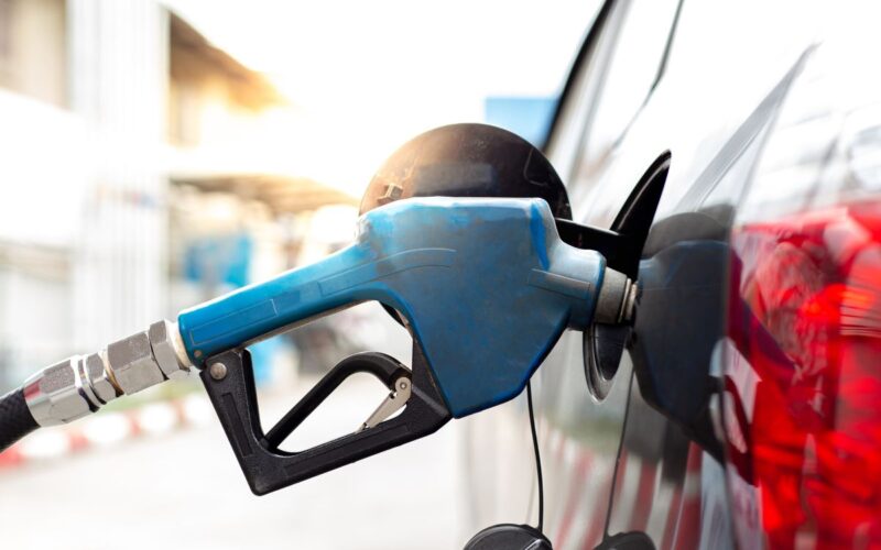 Governo sugere isenção de ICMS para reduzir custo do diesel nos postos de combustível