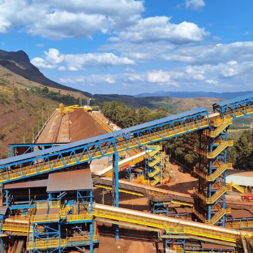 “PL dos Minerais Críticos ignora municípios mineradores e ameaça repetir os erros históricos da mineração brasileira”, alerta AMIG Brasil