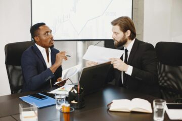 Estratégias Eficazes para Líderes na Tomada de Decisões Empresariais