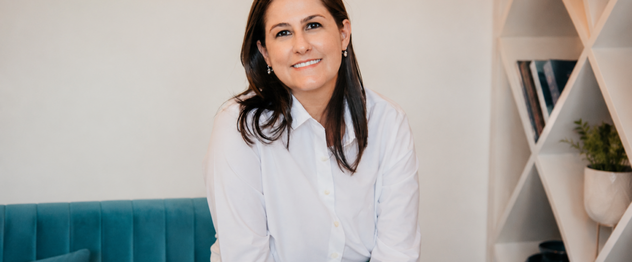 Keila Prado Costa consolida atuação como editora e autora com novo ciclo da KPMO e lançamento de “Filhos das Dores”