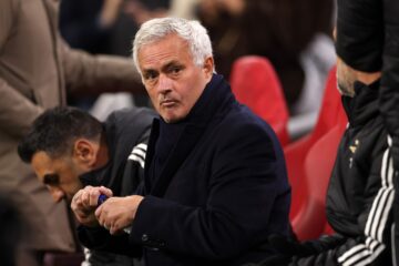Florentino Pérez se compromete a investir fortunas para trazer José Mourinho de volta ao Real Madrid