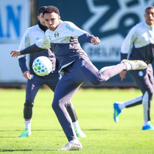 Grêmio se aproxima de negociação bilionária com clube europeu
