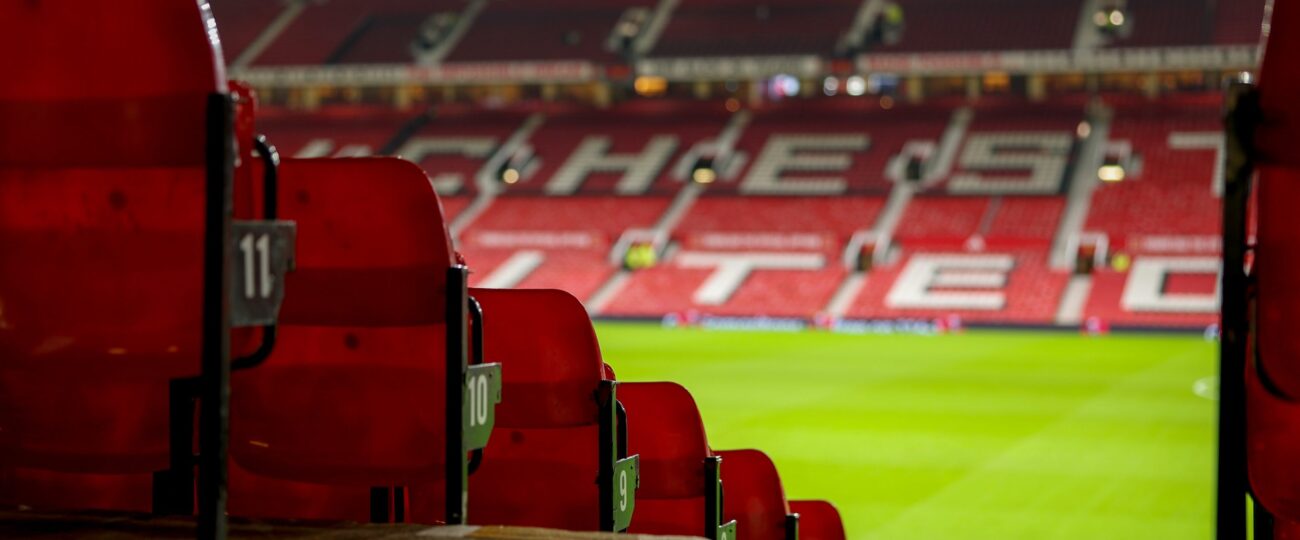 Família Glazer avalia venda do Manchester United em bilhões; saiba mais