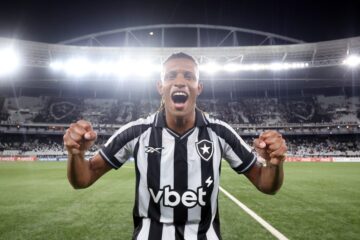 Clube propõe investimento vultoso e negociação de atletas na busca pela contratação de Danilo