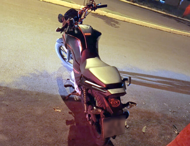 Motorista embriagada colide com poste em Bariri e acaba detida pela polícia