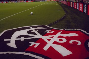 Flamengo busca reforço no ataque com negociação por meia argentino