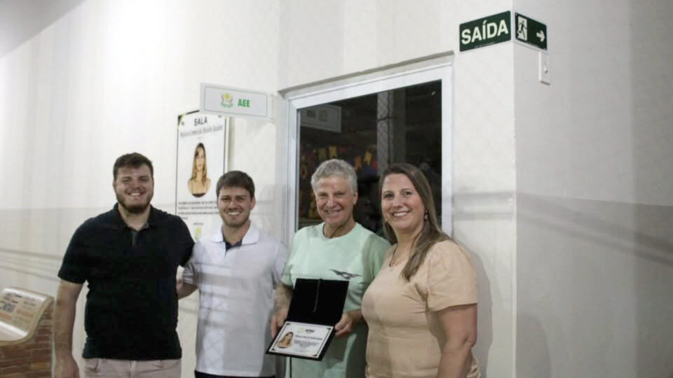 Homenagem: Sala da Apae é batizada em honra à professora Carmen Sola Modolin Aquilante