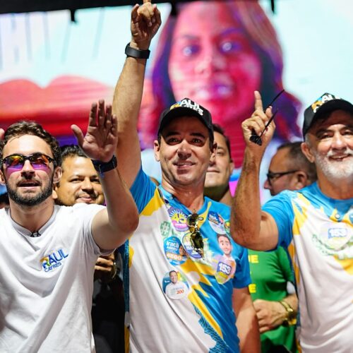Vicentinho mobiliza grande multidão em Augustinópolis e promete restaurar a ordem moral no Tocantins como sua prioridade inicial