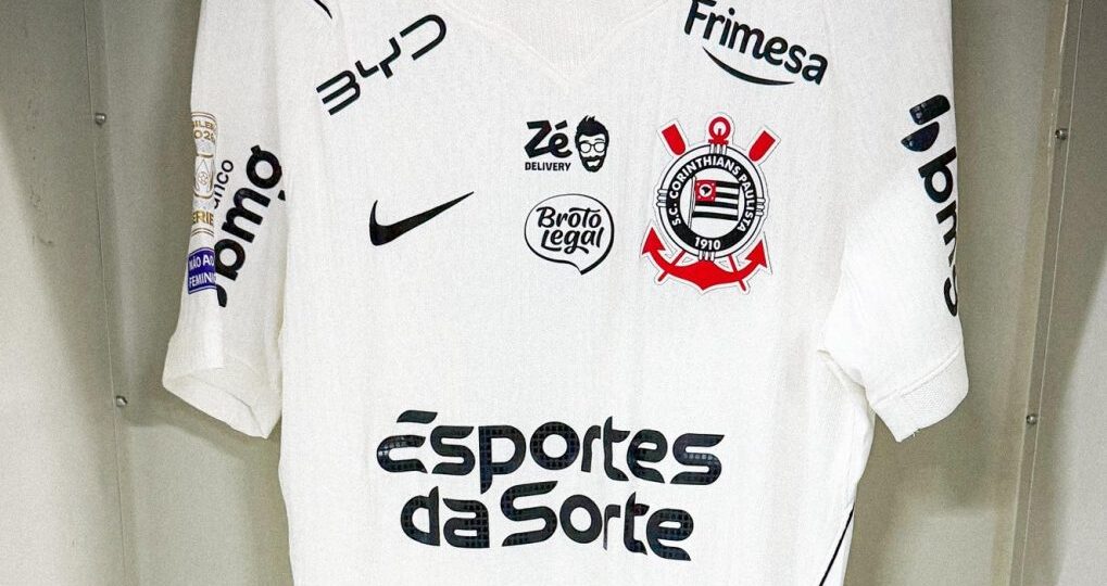 Corinthians busca novo parceiro para patrocínio máster durante turbulência financeira